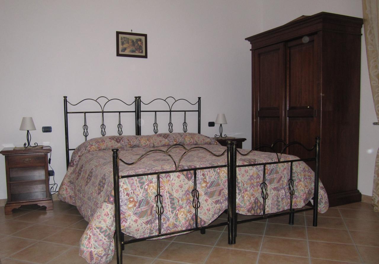 B&B Sole Del Pollino Rotonda Phòng bức ảnh